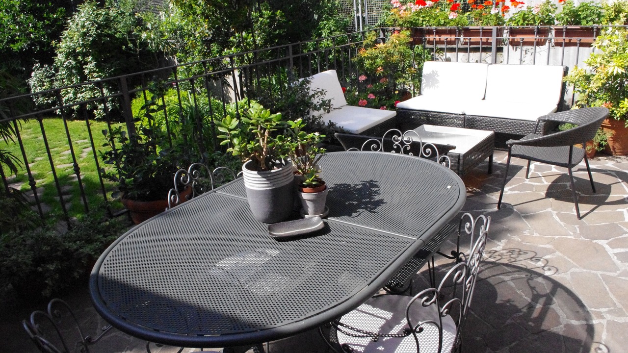 Photo of Patio Balcony in Central Station