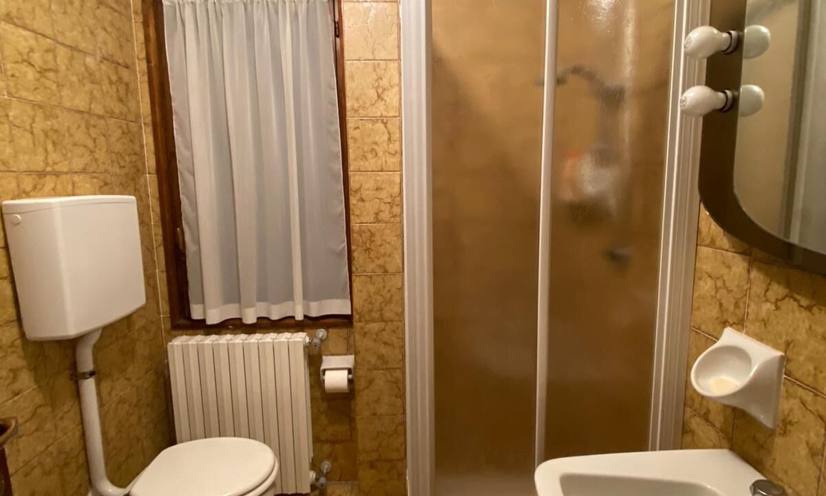 Photo of Bathroom in Madesimo