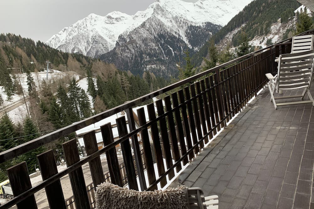 Photo of Patio Balcony in Foppolo