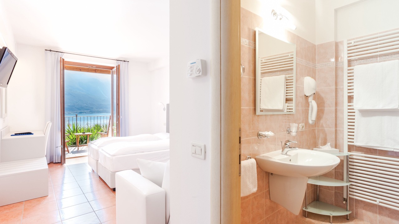 Photo of Bedroom in Limone sul Garda