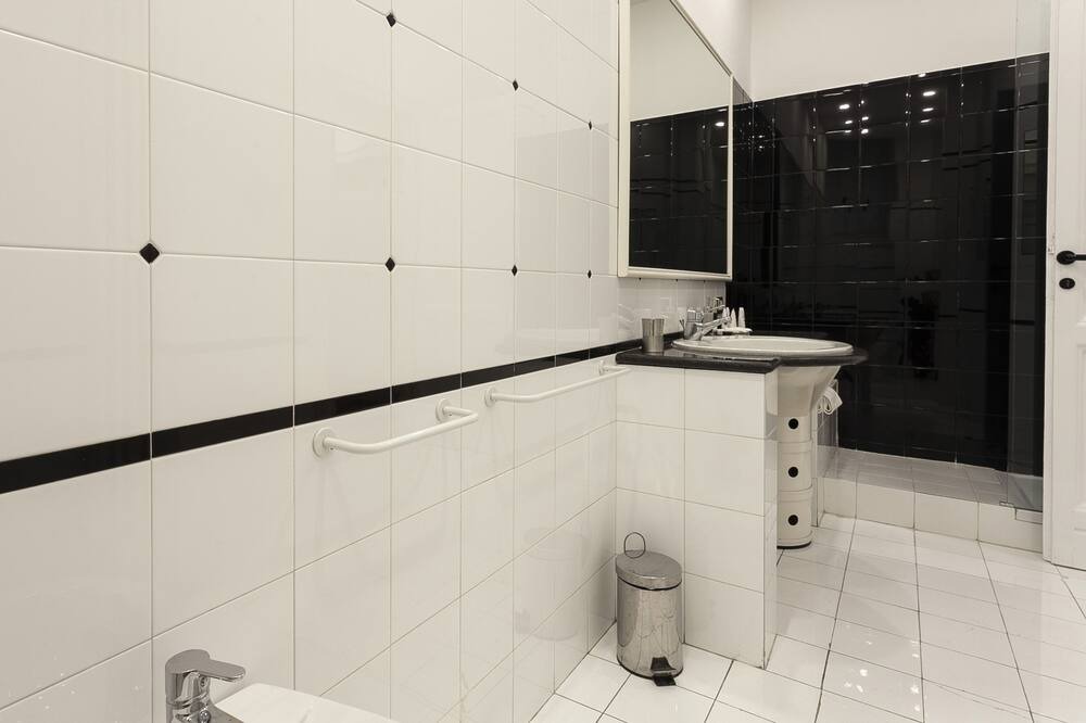 Photo of Bathroom in Carrobbio