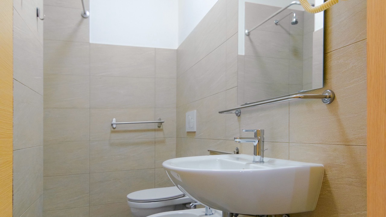 Photo of Bathroom in Como