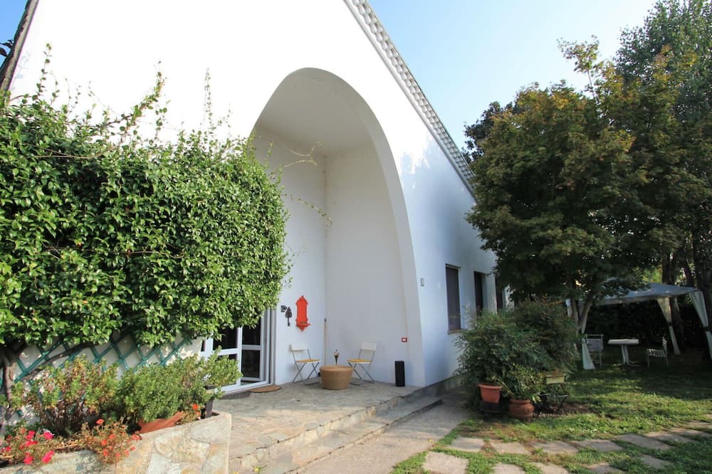 Photo of Outdoor in Lisanza
