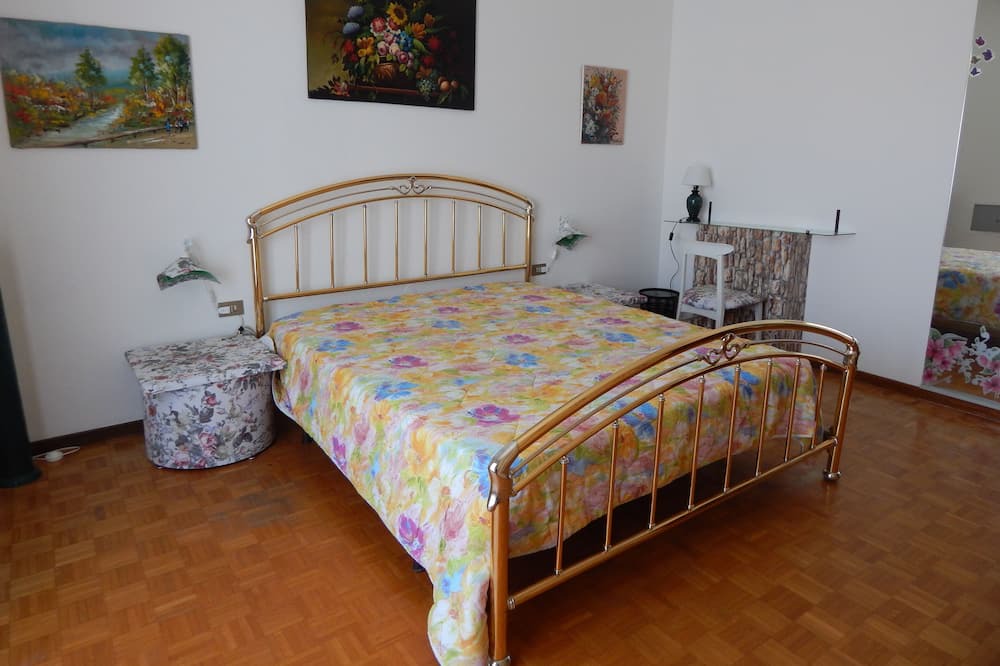 Photo of Bedroom in Villaggio degli Sposi