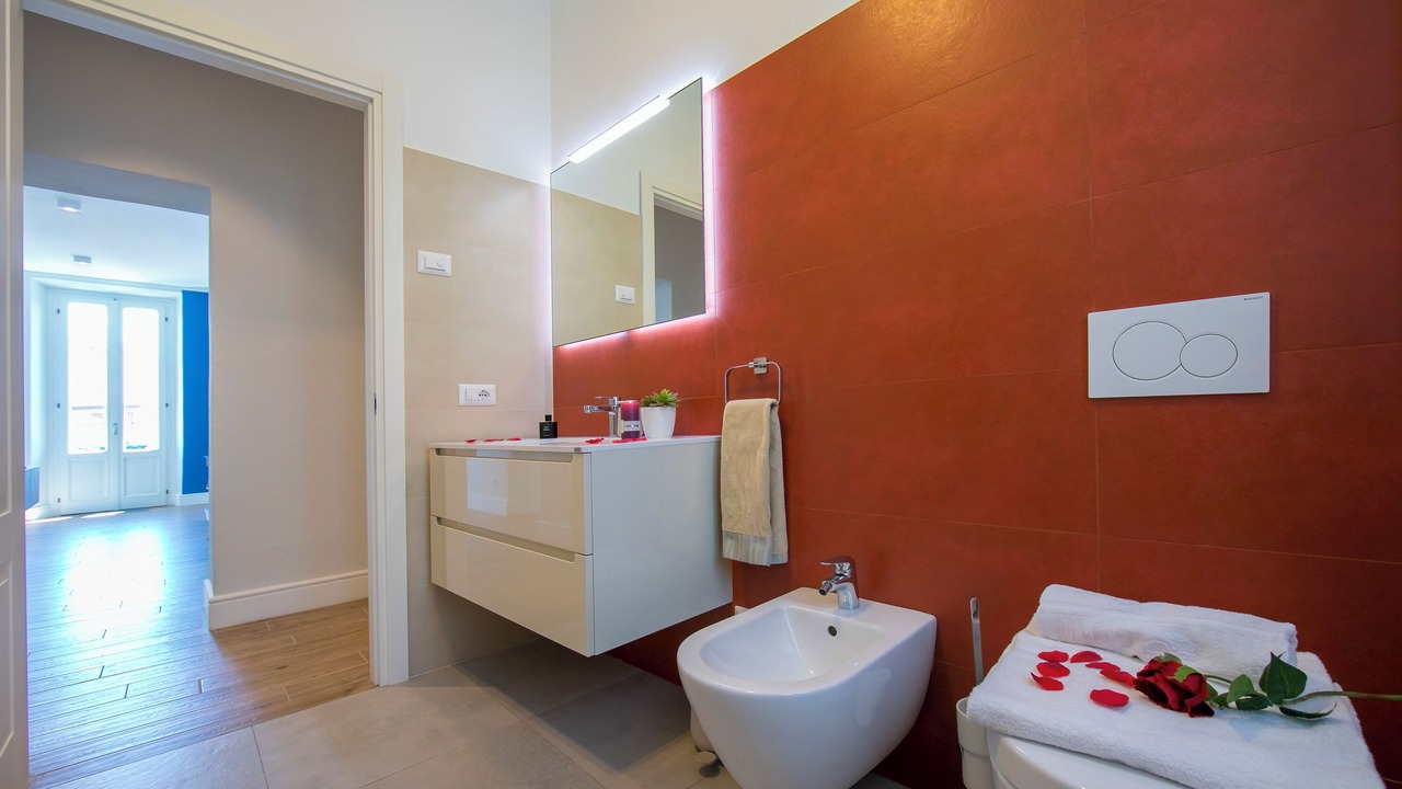 Photo of Bathroom in Menaggio
