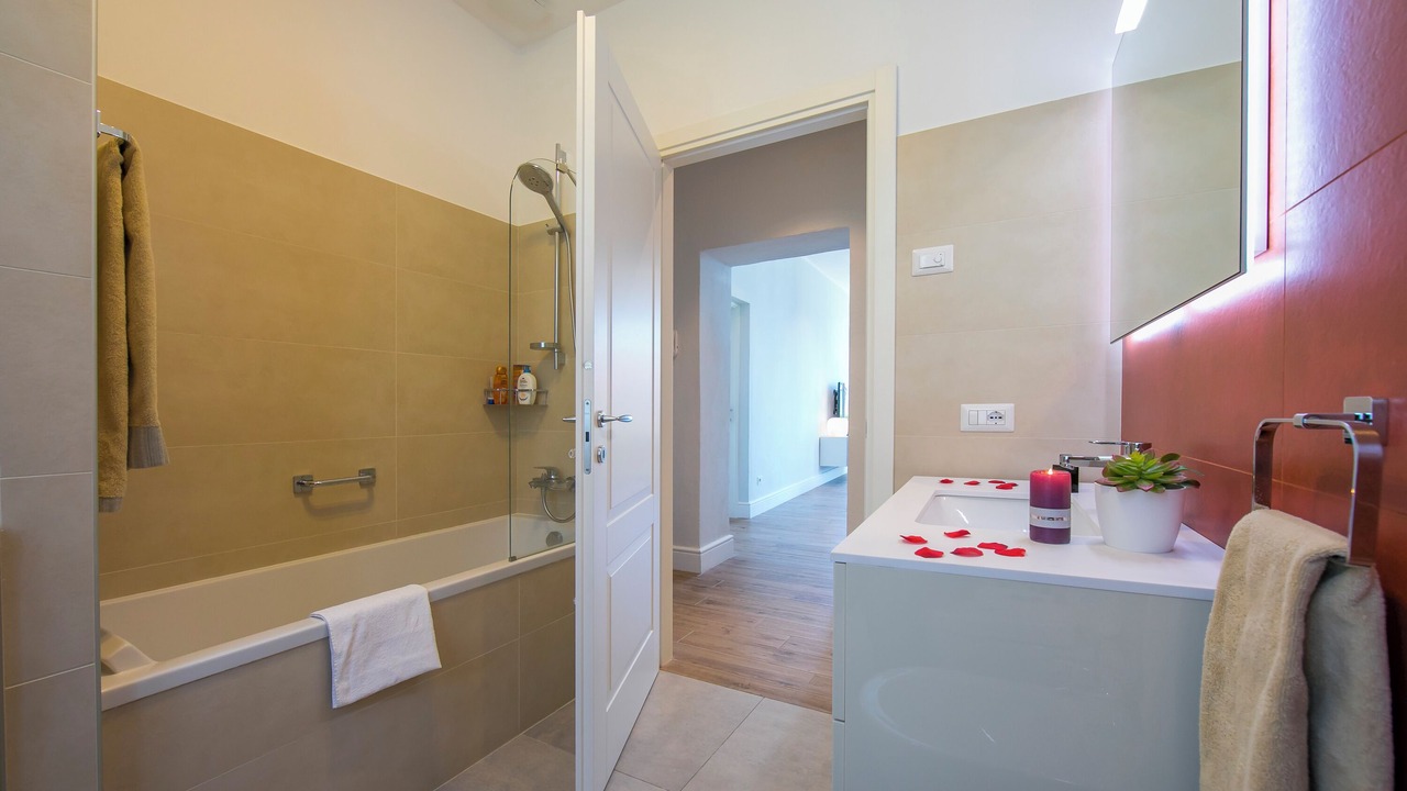 Photo of Bathroom in Menaggio