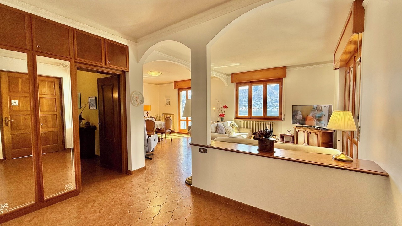 Photo of Livingroom in Sala Comacina