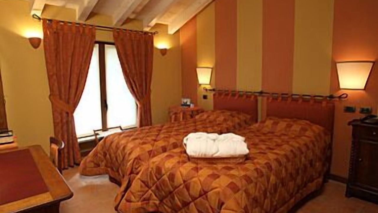 Photo of Bedroom in Gambolo