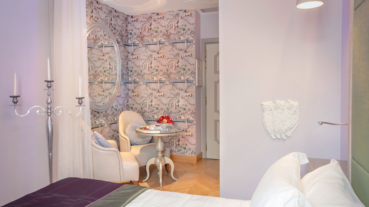 Photo of Bedroom in Tricolore