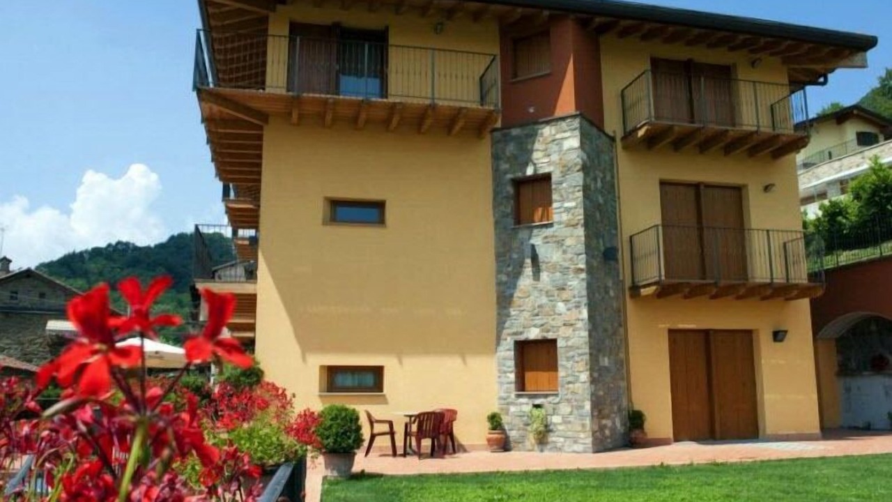 Photo of Outdoor in Gromlongo