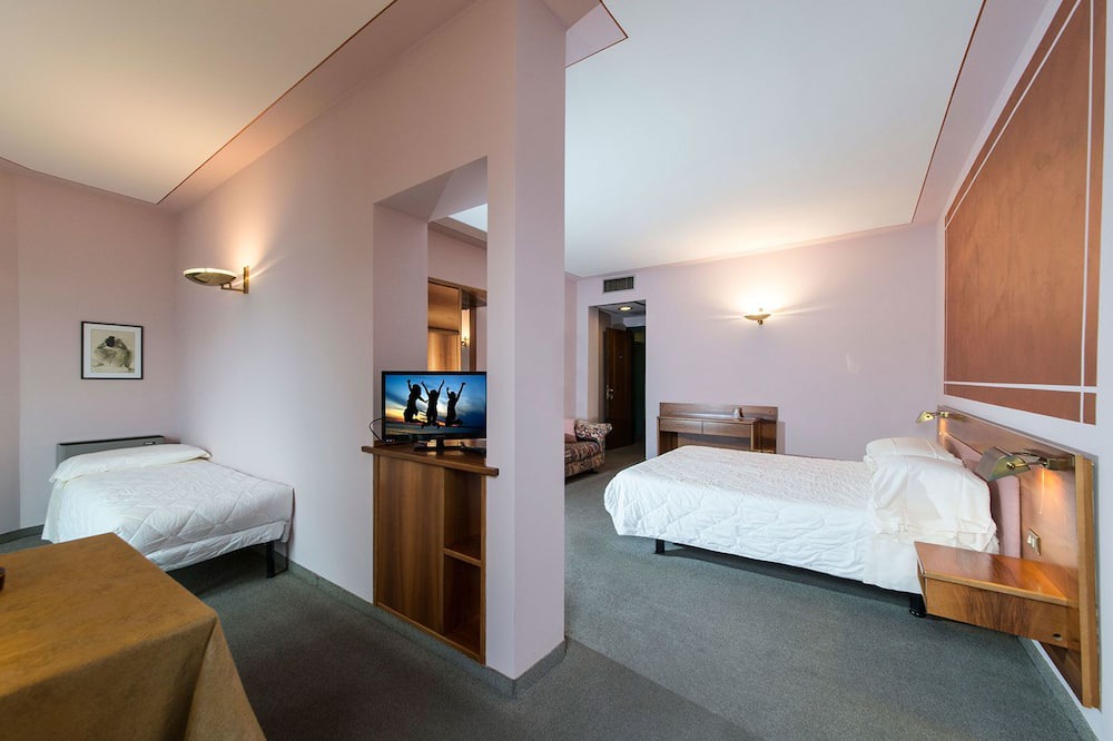 Photo of Bedroom in Lovere Old Town