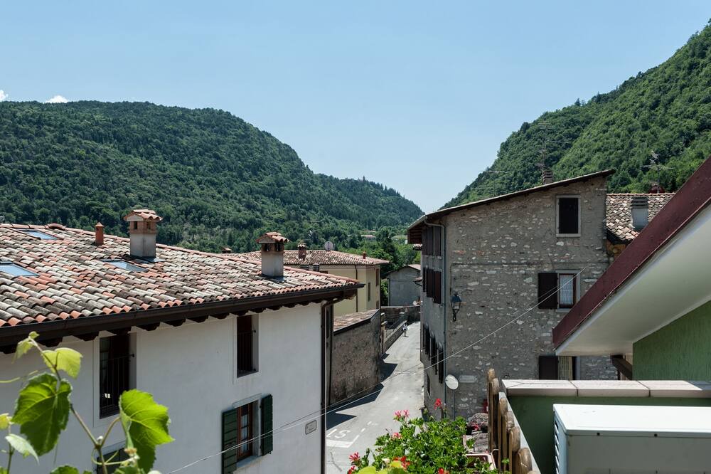 Photo of Patio Balcony in Prabione