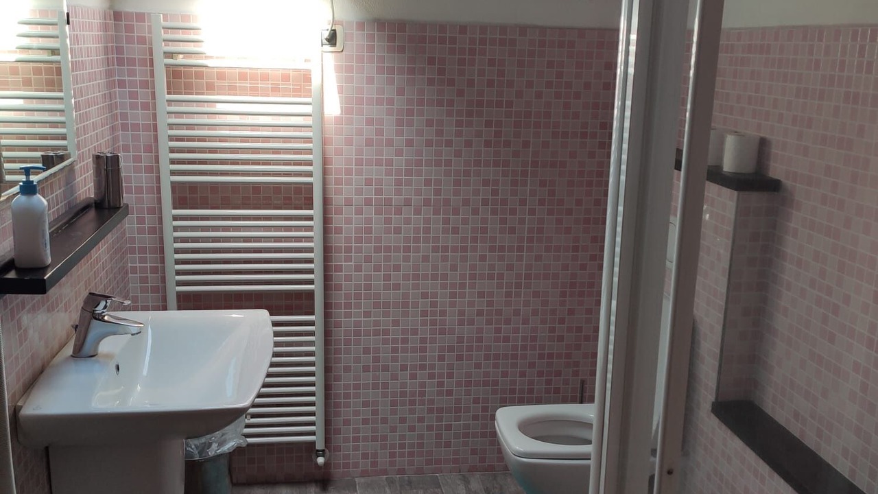Photo of Bathroom in Rho