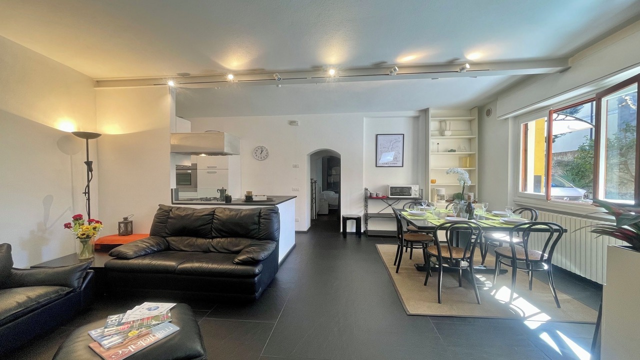 Photo of Bedroom in Menaggio