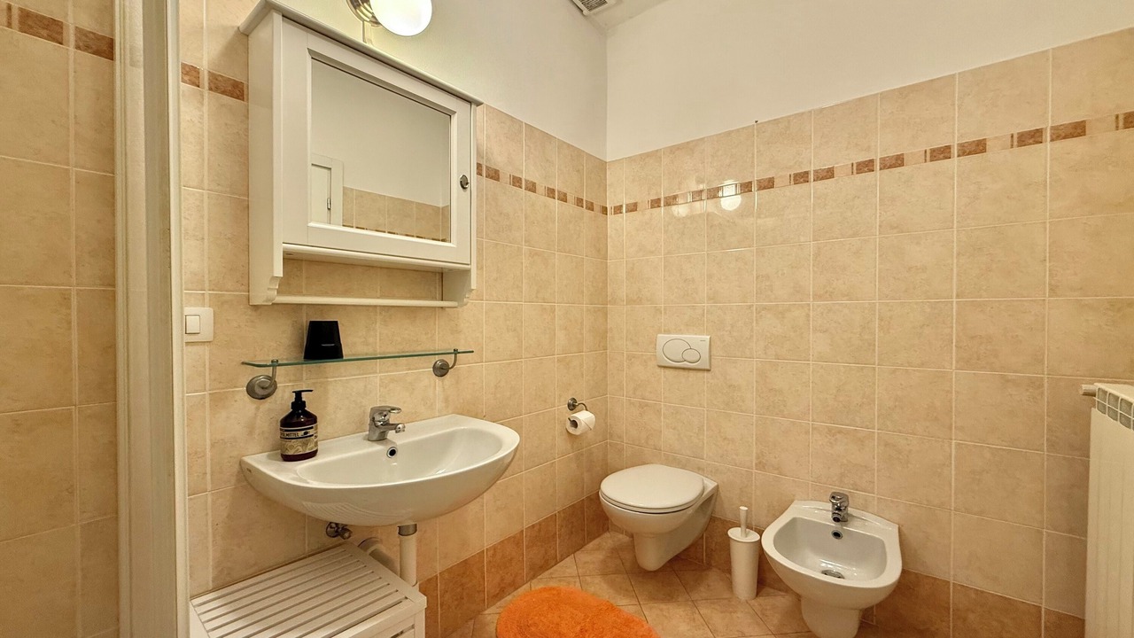 Photo of Bathroom in Menaggio