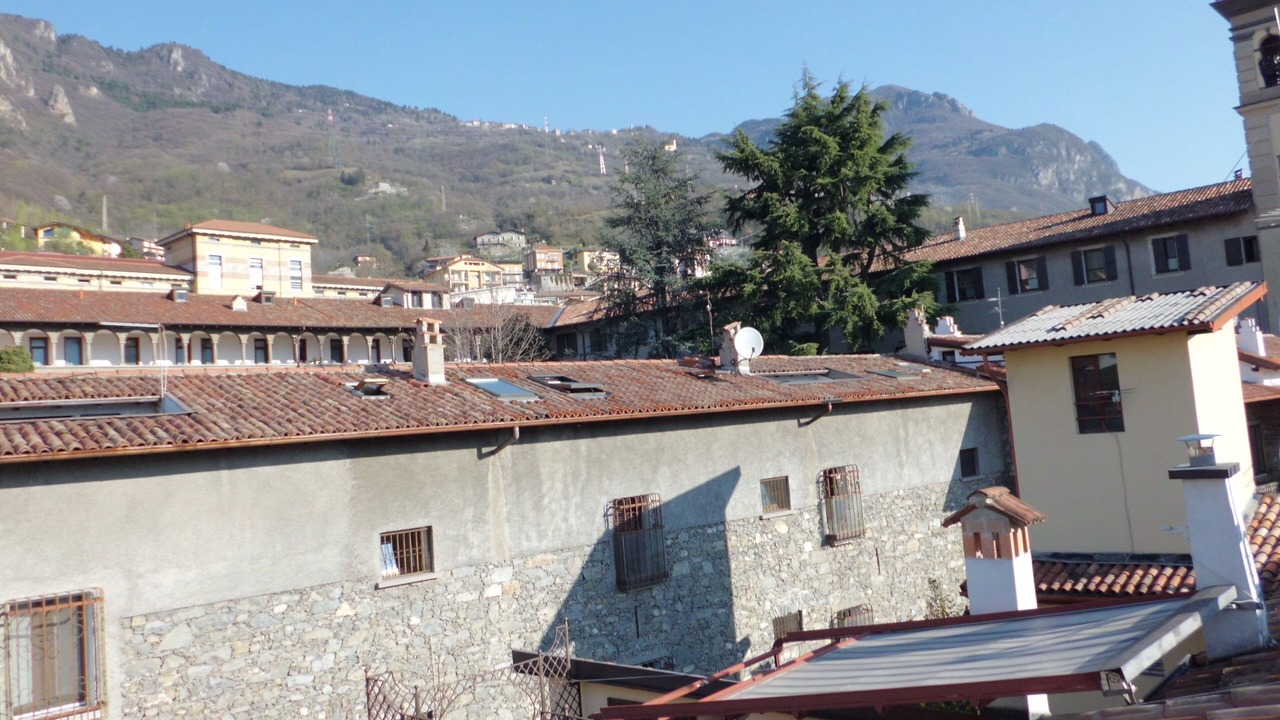 Photo of Patio Balcony in Lovere Old Town