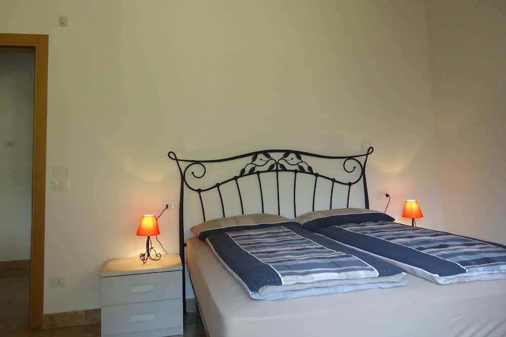 Photo of Bedroom in Crone