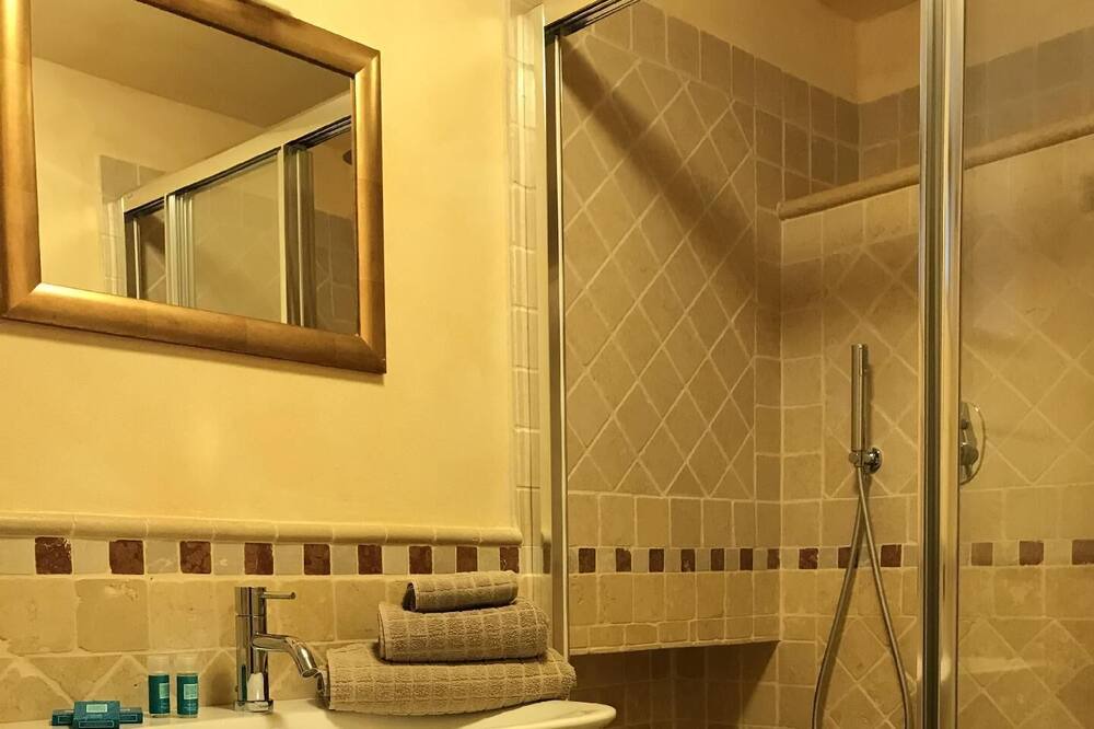 Photo of Bathroom in Tignale