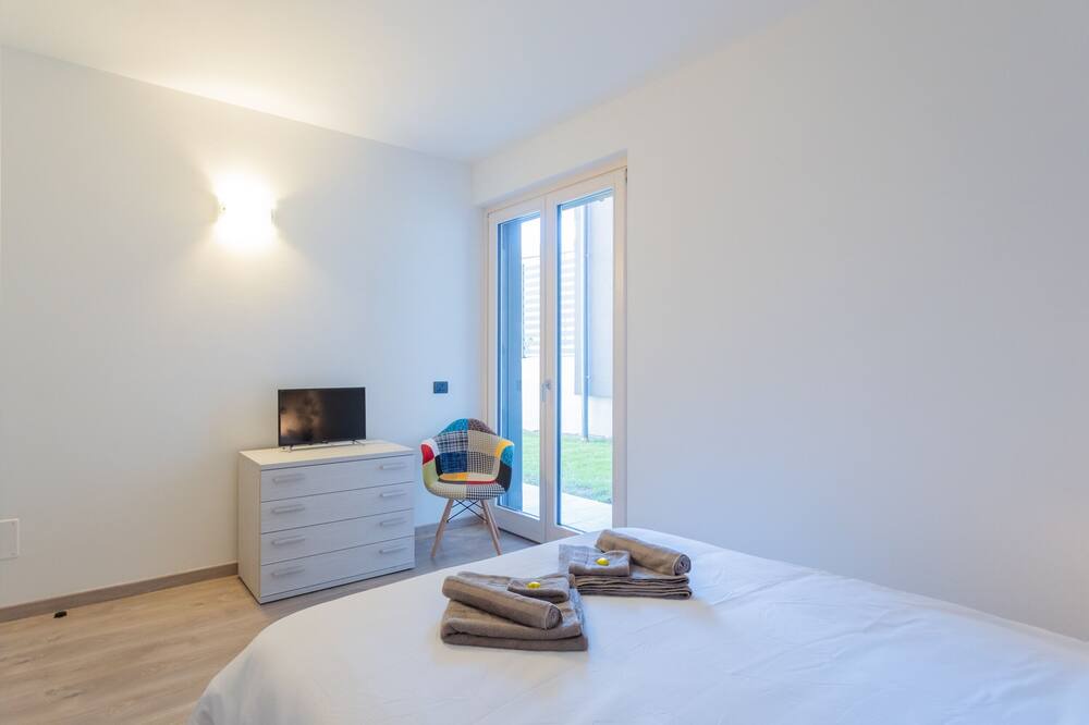Photo of Bedroom in Calozzo
