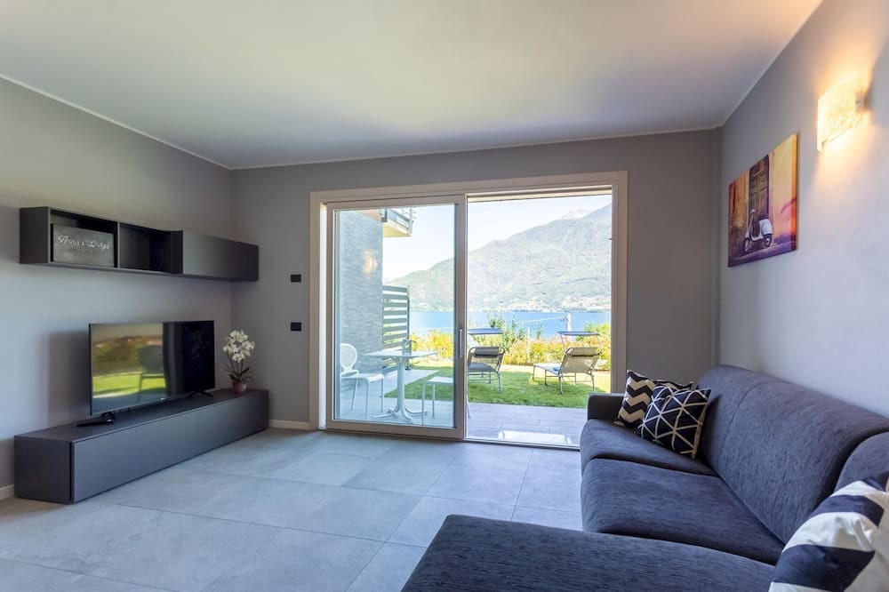 Photo of Livingroom in Calozzo