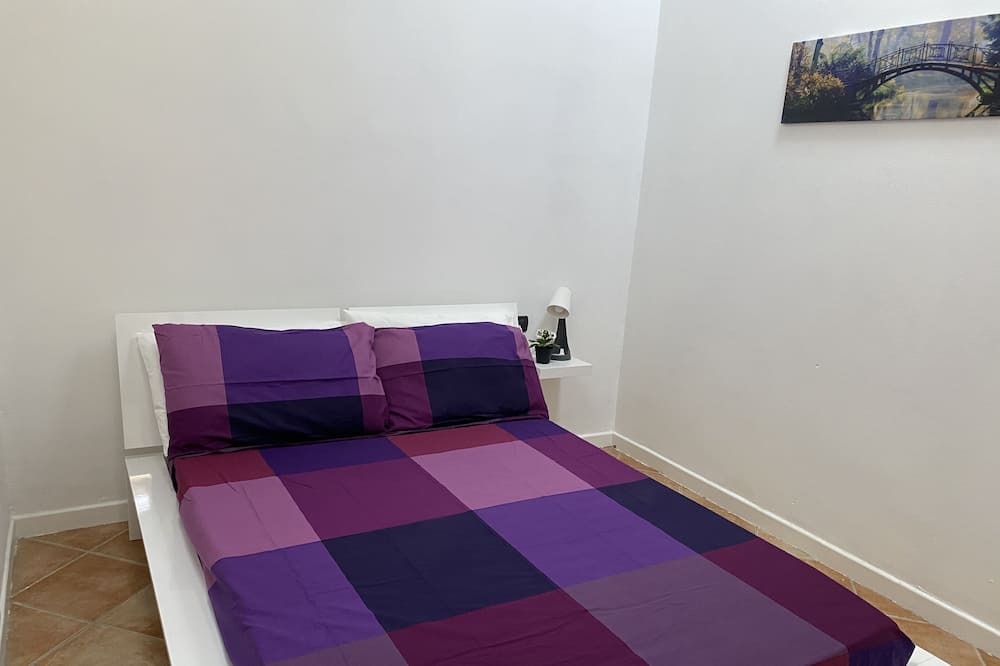 Photo of Bedroom in Pero
