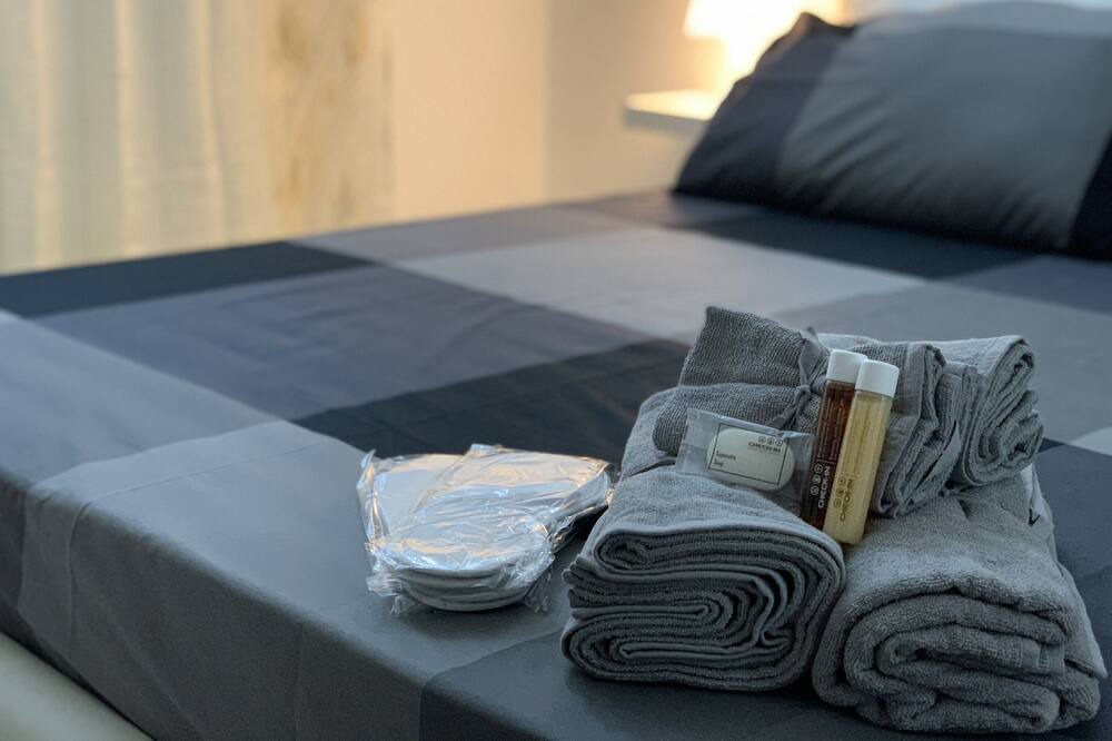 Photo of Bedroom in Pero