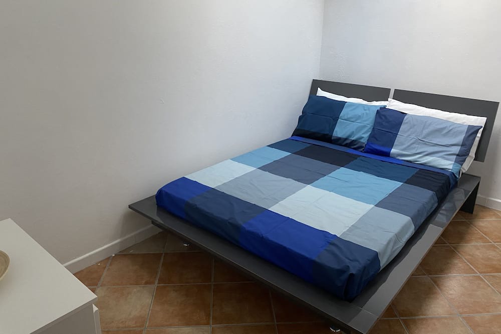 Photo of Bedroom in Pero