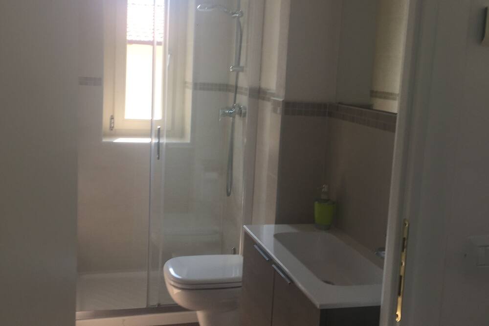 Photo of Bathroom in Dizzasco