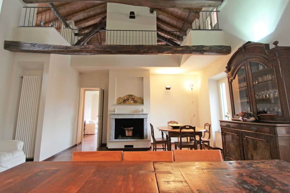 Photo of Bedroom in Porto Valtravaglia
