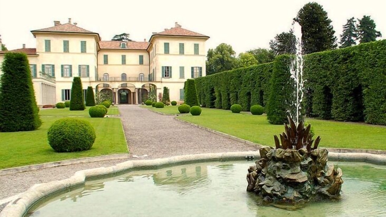 Photo of Others in Varese