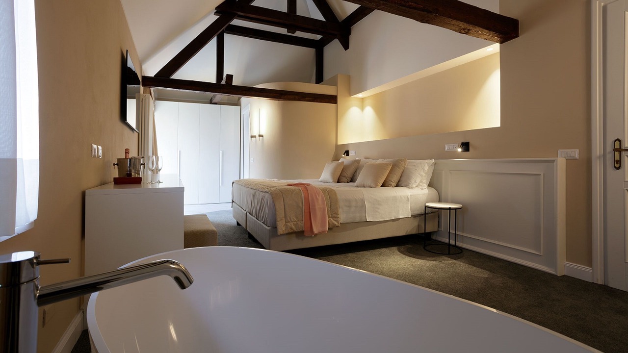 Photo of Bedroom in Luino