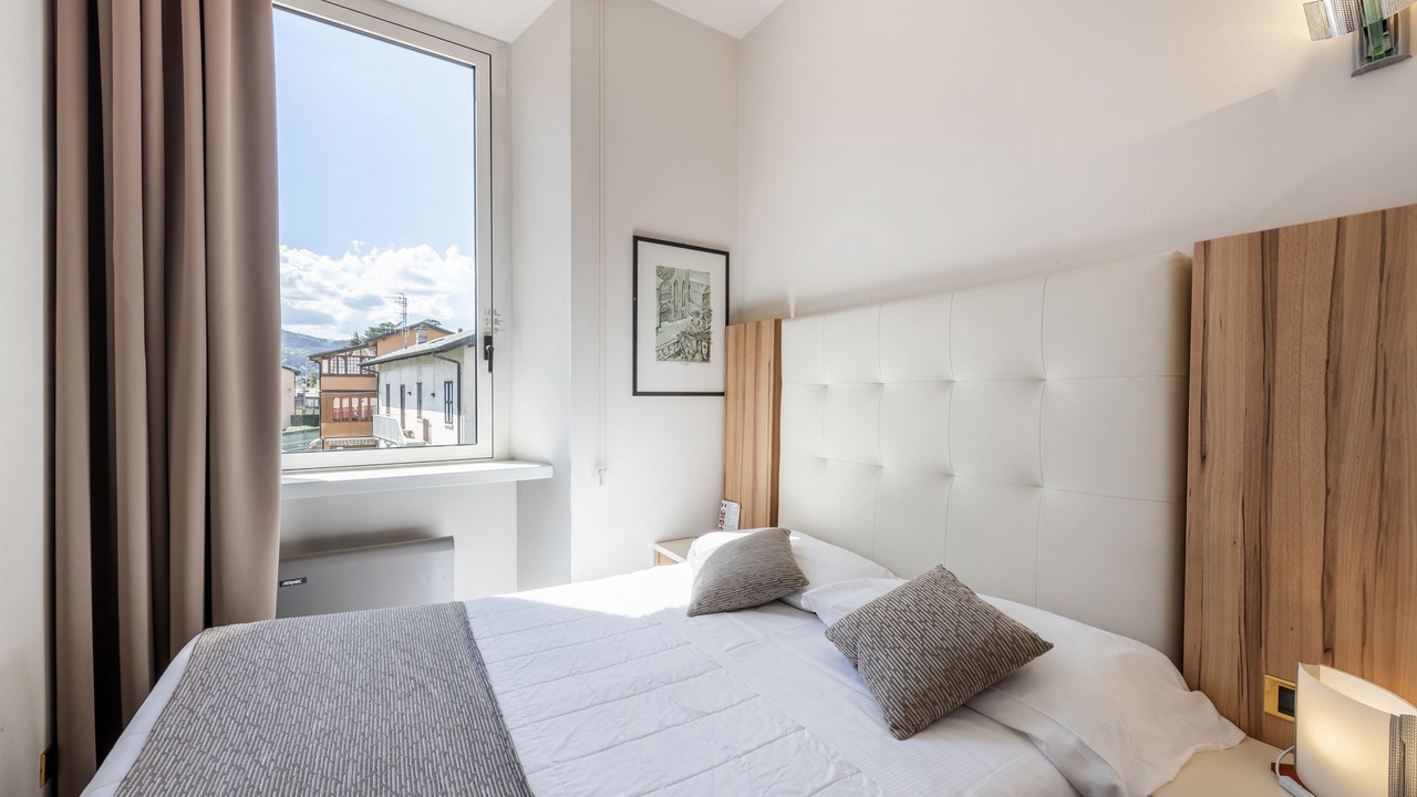 Photo of Bedroom in Cernobbio
