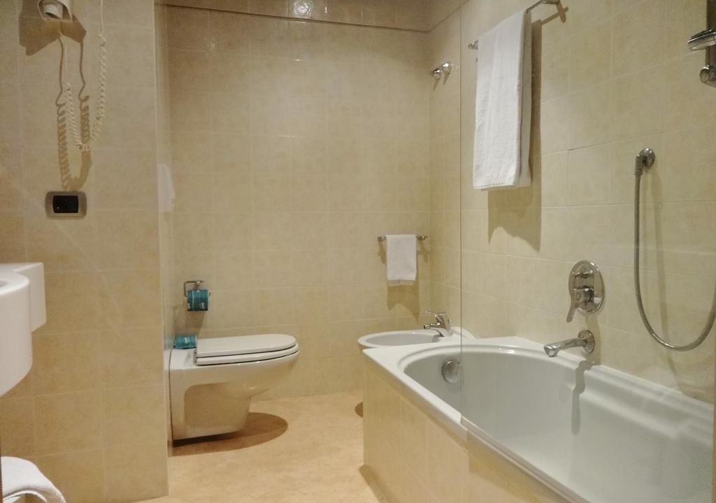 Photo of Bathroom in Magenta