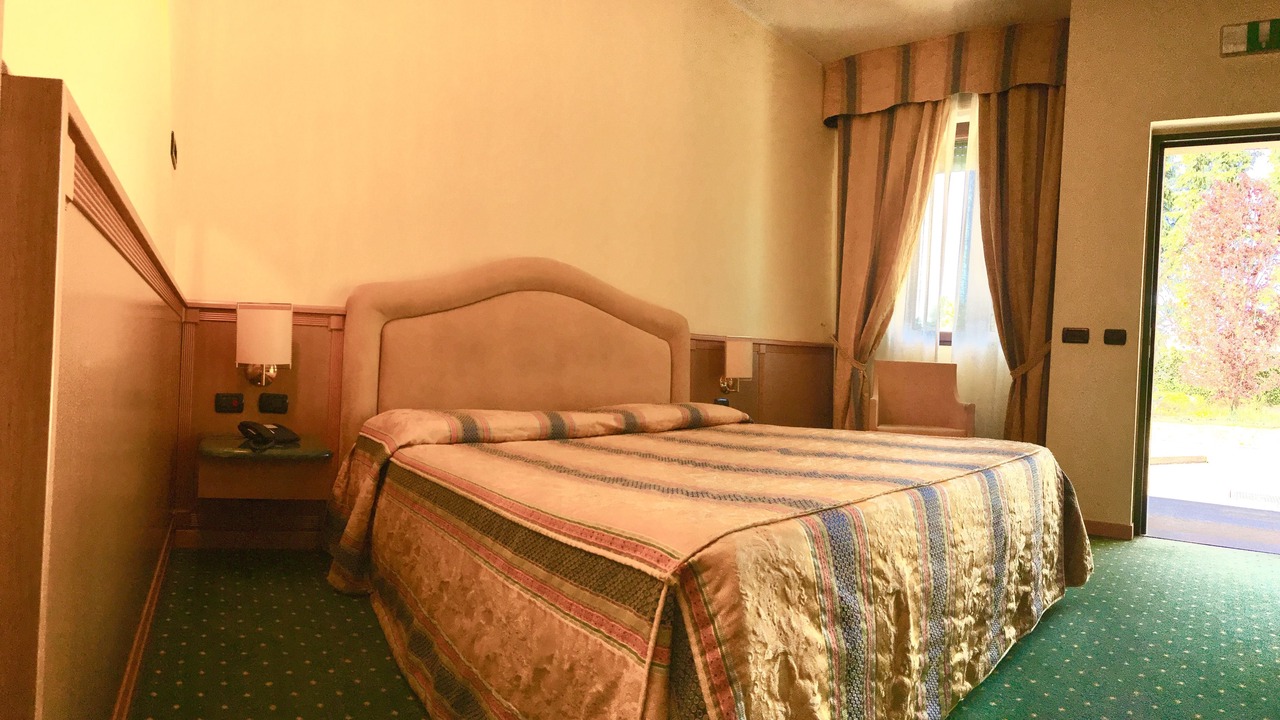 Photo of Bedroom in Lonate Pozzolo