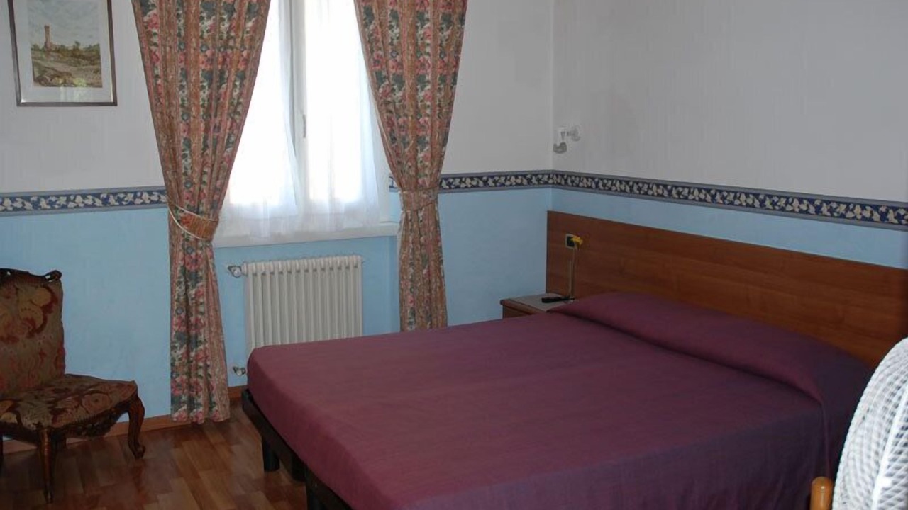 Photo of Bedroom in Cadenabbia