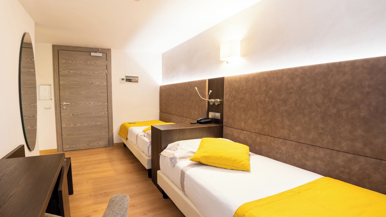 Photo of Bedroom in Como