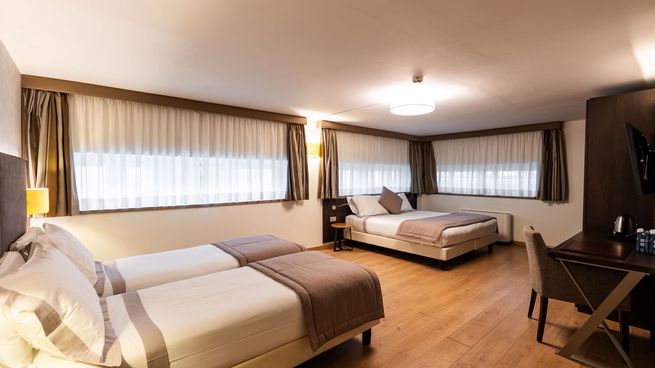 Photo of Bedroom in Como