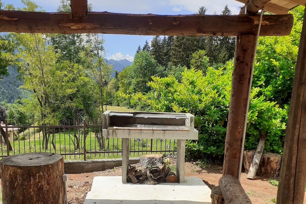 Photo of Patio Balcony in Brugai