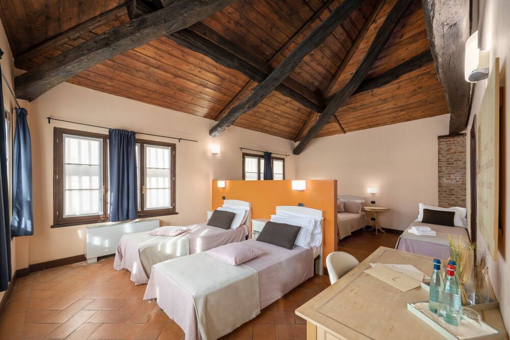 Photo of Bedroom in Morimondo