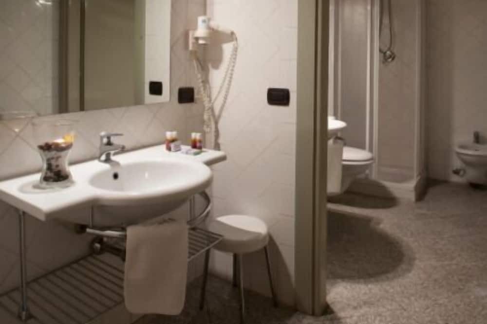 Photo of Bathroom in Morimondo