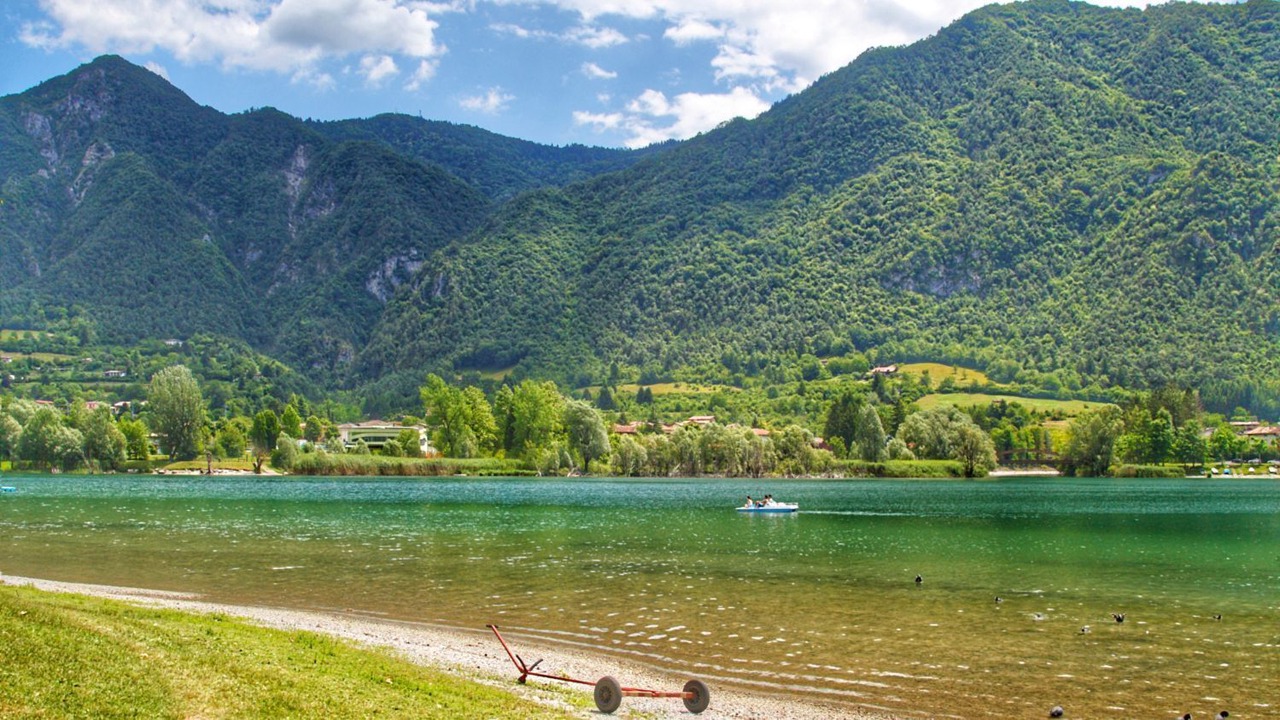Photo of Outdoor in Crone