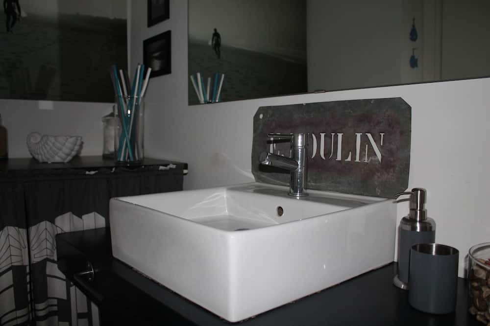 Photo of Bathroom in Niguarda
