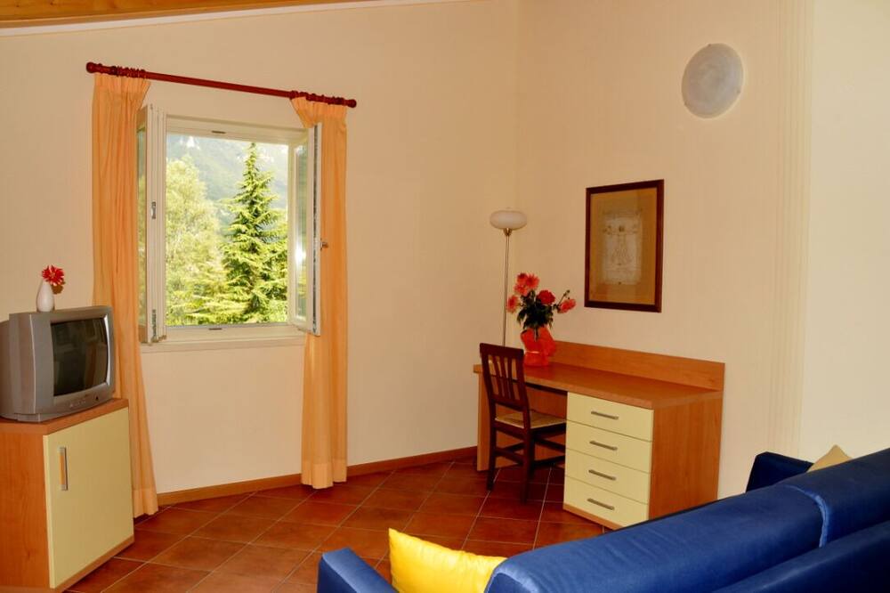 Photo of Livingroom in Crone