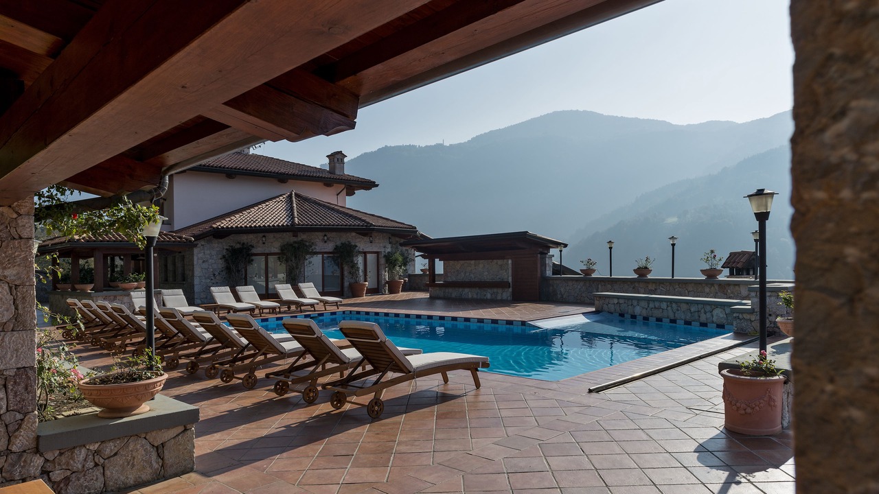 Photo of Outdoor in Bracca