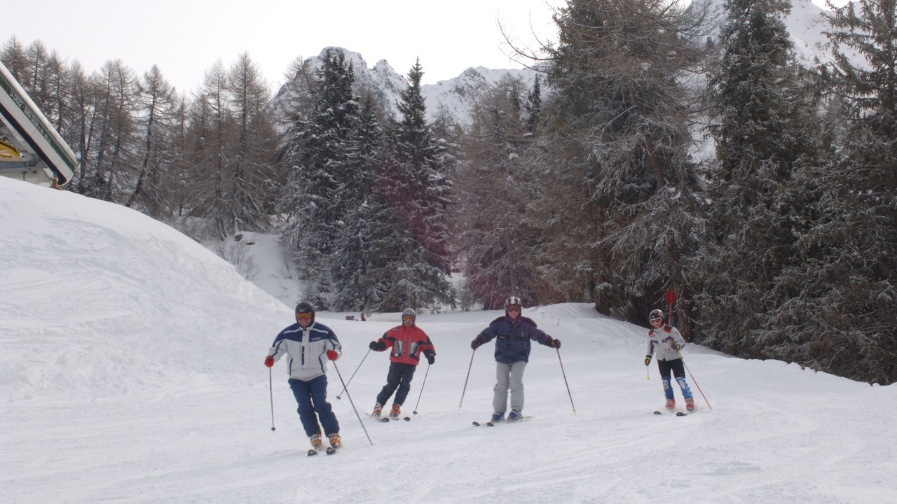 Photo of Others in Edolo
