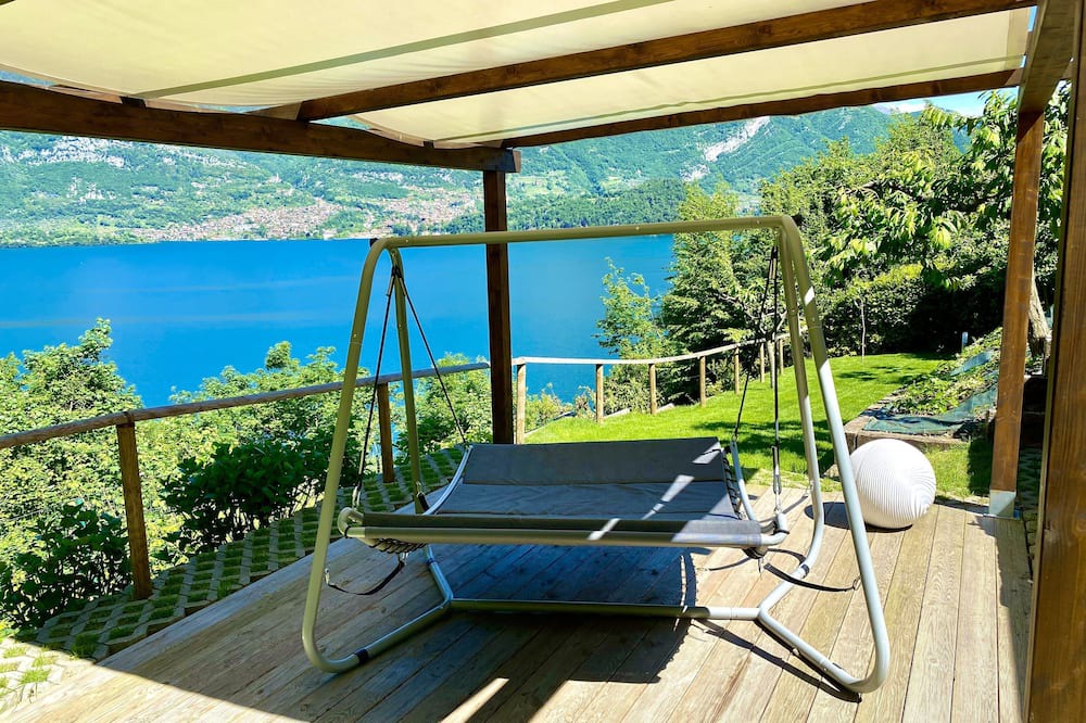 Photo of Patio Balcony in Lezzeno