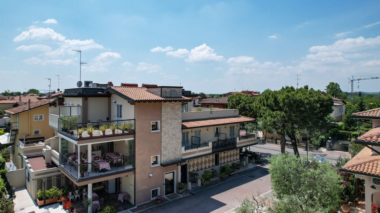 Photo of Outdoor in Lugana