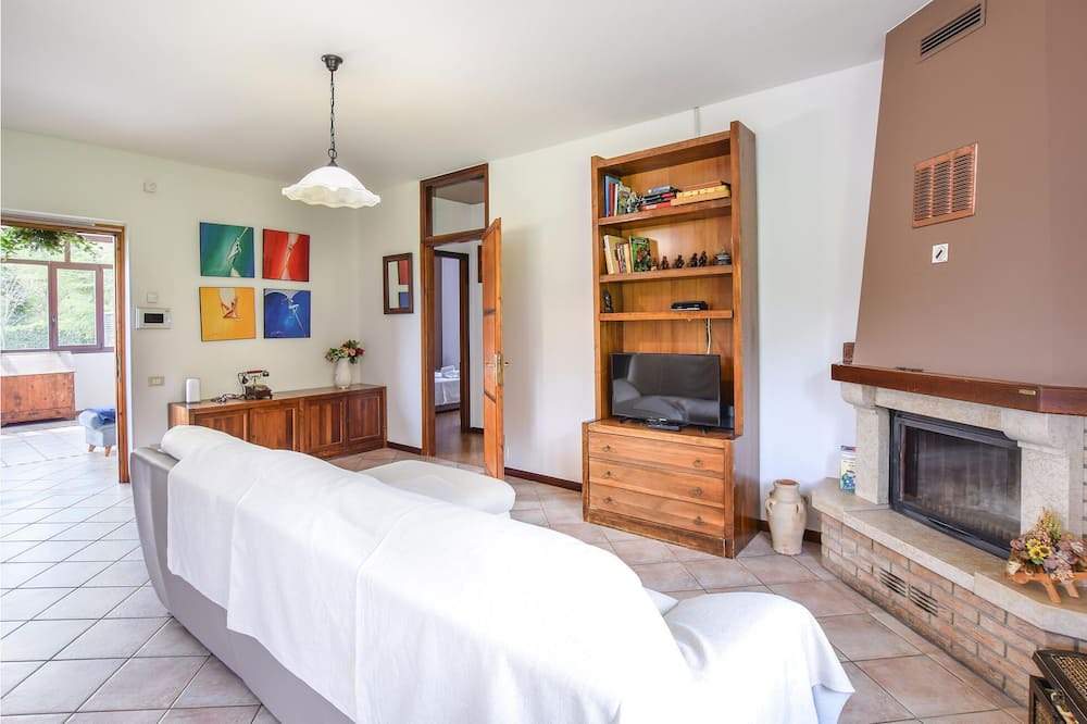 Photo of Bedroom in Solto Collina