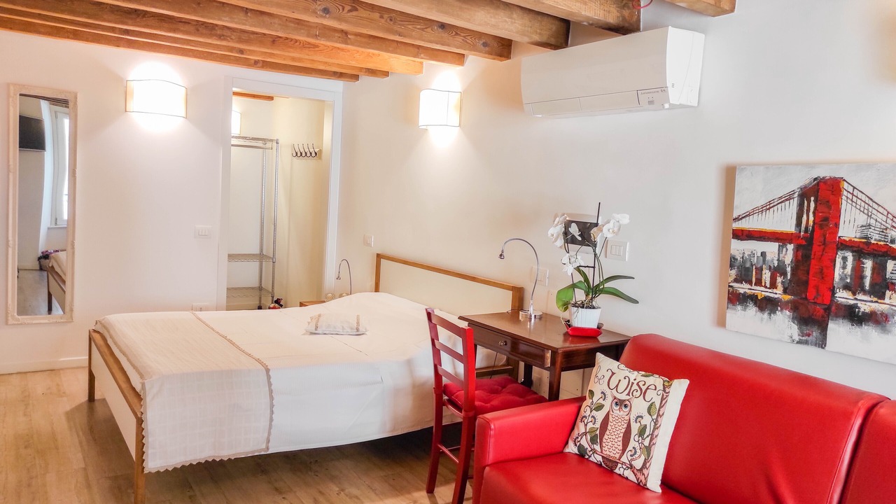 Photo of Bedroom in Brescia Antica