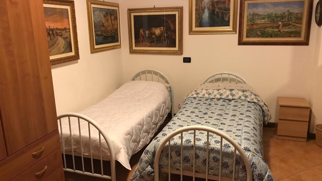 Photo of Bathroom in Curtatone